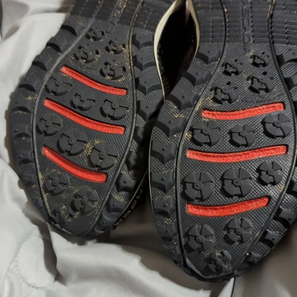 Brooks Cascadia 6 Trail Running Shoes - Picture 6 of 10